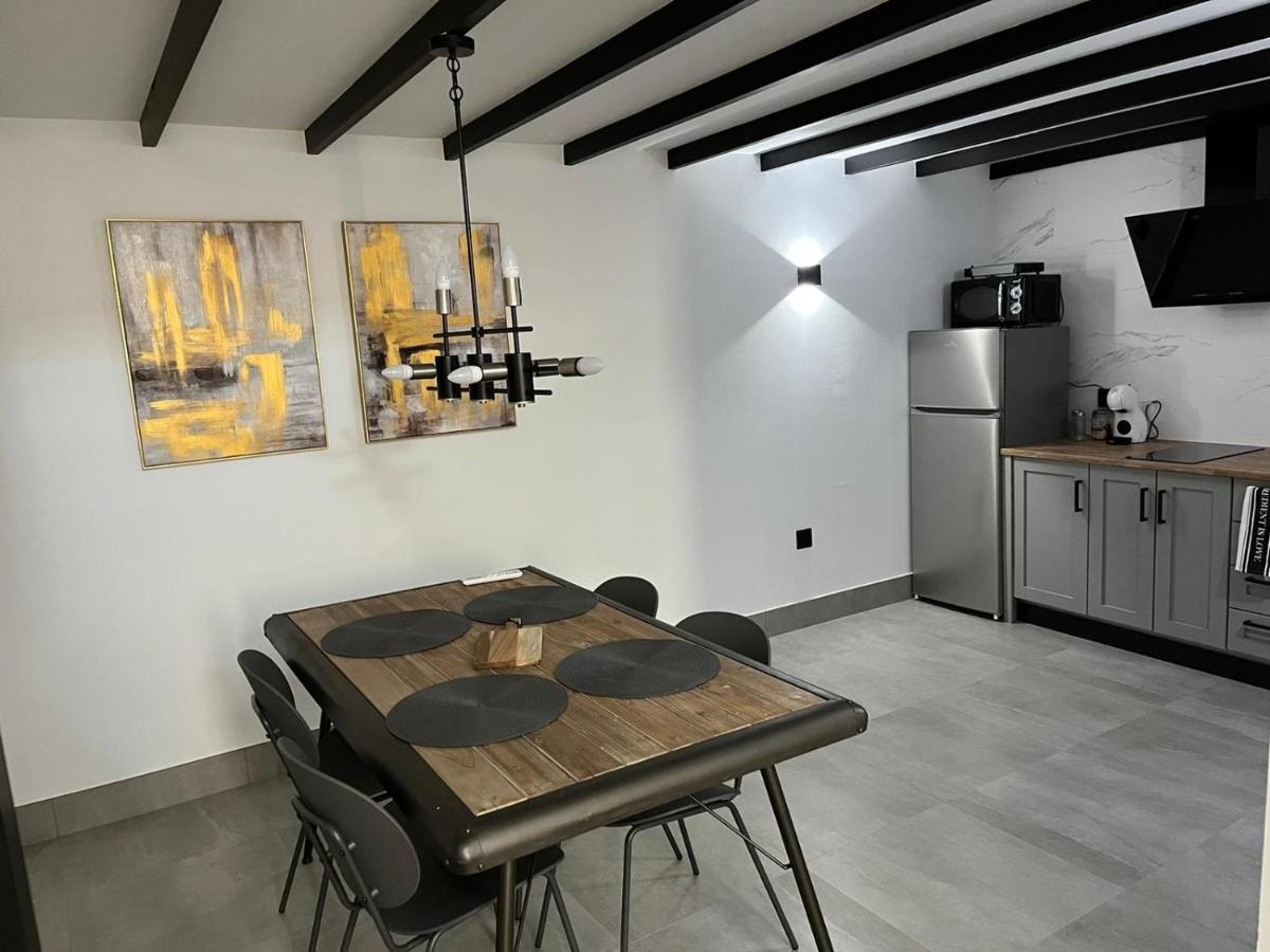 Apartamentos La Chimenea Mérida Dış mekan fotoğraf